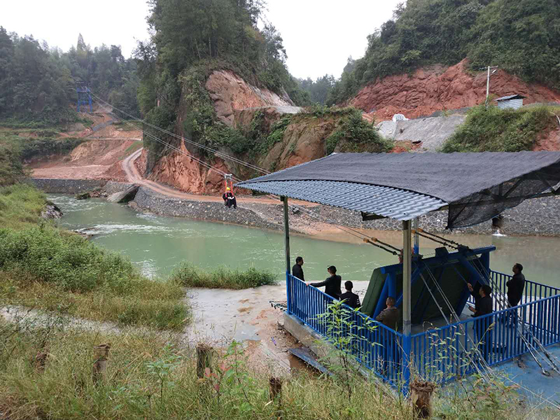 廣東清遠牛魚嘴滑索